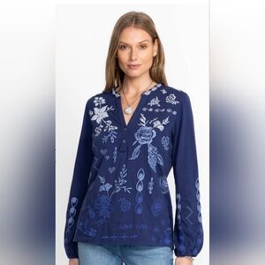 Johnny Was Bishop Sleeve Henley  Tee. NWT. Size S